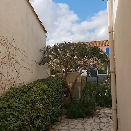Maisonnette Clos Saint Louis *